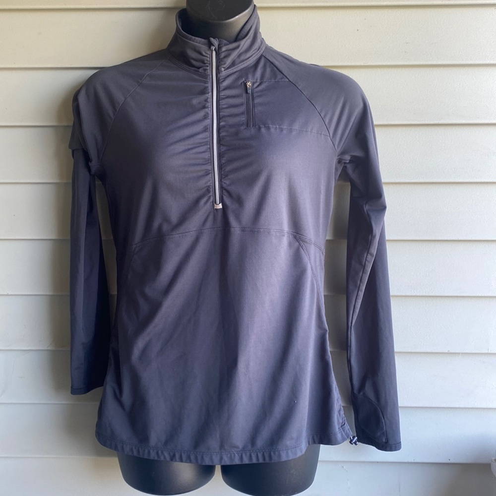 Athleta pullover jacket. Size Large